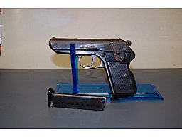Pistole VZOR 70 Kal 7,65mmBrowning +Reservemagazin u. Top Zustand