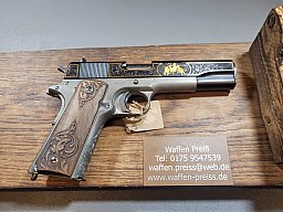 Colt Modell 1911 Kaliber .45 Auto Graviert Holzgriffschalen Pistole