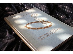ASTROLOGISCHE GESUNDHEITSLEHRE - Dr. Friedrich Nessler