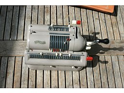 Alte mechanische Rechenmaschine von Walther wohl aus den 50ern