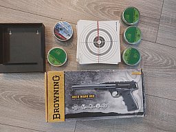 Browning Buck Mark URX Wie neu
