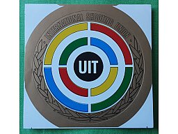 Seltener Aufkleber der Internationalen Schießsportunion UIT (alte Version)