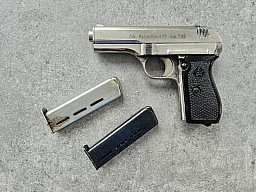 Halbautomatische Pistole Brünner Waffenwerke fnh Pistole Modell 27 im Kaliber 7,65 mm Browning