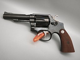Smith & Wesson S&W Victory Revolver .38Special umgebaut bei Parker Hale