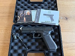 Umarex Glock 17 Gen5 BLK 9mm P.A.K. 17R