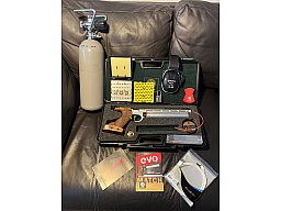 Steyr EVO 10 E Silber – Top Zustand – Griff L rechts + 2,7L Flasche