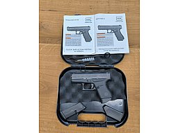 ANSCHAUEN LOHNT: GLOCK 43 9MM LUGER MIT KOMPL. ZUBEHÖR + KOFFER - SUPER KOMPAKT - BESTZUSTAND!