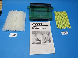 Neuwertige RCBS APS Ladestreifenfüllmaschine Tischgerät mit Ladestreifen