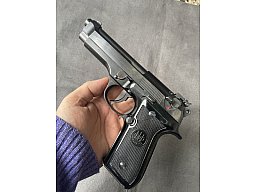 Beretta 92 SB Kal. 9mm Luger ----- selten -----