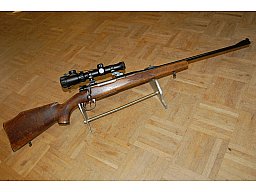 Rep. Büchse Burgo M 98Kal .30-06 + ZF Ritter 1,5-4x26 Abs 4 mit Leuchtp. auf Schwenkmontage
