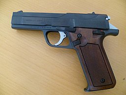 Pistole Benelli B76 9mm Luger