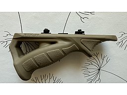 AR 15 FAB Defense Vordergriff