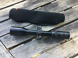 Schmidt & Bender Zenith 1,5-6x42 LA 1