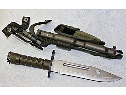 NEU - US M16 BAJONETT M9 mit Überlebenspack, Säge und Drahtschneider