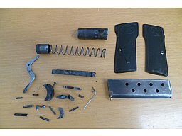 Konvolut freie Ersatzteile und Magazin Walther Modell 4 7,65 mm