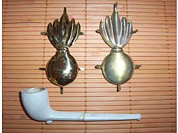 Messinggranate Abzeichen