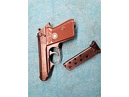 Biete eine Automatic Pistole Modell PERFECTA EL- ALAMEIN.PTB196.