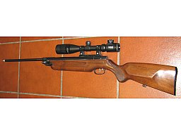 WEIHRAUCH Luftgewehr, ein WEIHRAUCH HW 35 K in Cal. 22 / 5,5mm mit F - Zeichen und Zielfernrohr