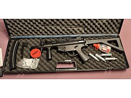 Die Heckler & Koch MP5 K-PDW Maschinenpistole als CO2