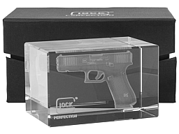 GLOCK Briefbeschwerer Glock 17 Gen5 Glas mit Gravur #2977 Fan-Artikel NEU