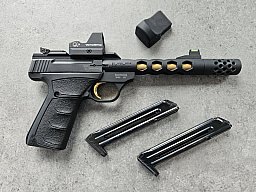 Pistole Browning Buck Mark Plus Vision Black / Gold UFX im Kaliber .22lr mit Vector Optics Red Dot