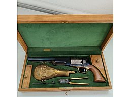 Whitneyville Walker Colt 1847 – Sammlerset im Holzkasten – Limitierte Serie (276/999)