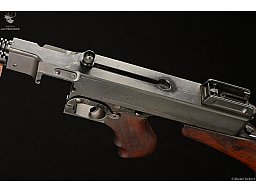 Auto Ordnance Semi Auto Tommy-Gun Thompson Submachine Gun Kaliber .45Auto