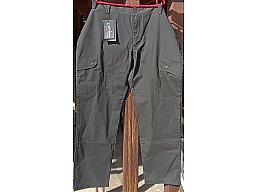 Jagd Hose dunkel oliv Gr. 62 XXL