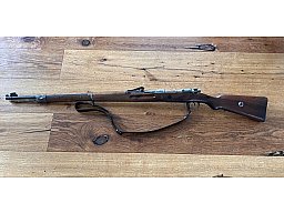 gebrauchte Repetierbüchse Gewehr 98, Hersteller Mauser, Baujahr 1916, nummerngleich ohne Neubeschuß