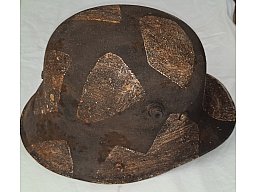 Stahlhelm M16