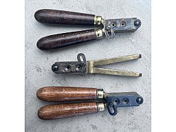 3 antike Kugelzangen