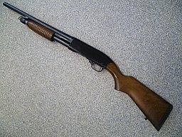 Repetierflinte Winchester Ranger Model 120 12/76