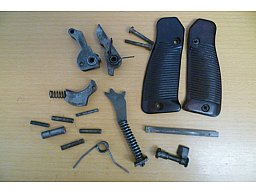 Konvolut freie Ersatzteile Leuchtpistole Mod. 42 euh