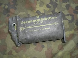 Verbandspäckchen für die Deutsche Wehrmacht