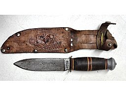 2 x Kinder Messer 1 x PUMA Zack-Päng + 1 x Souvenir Messer