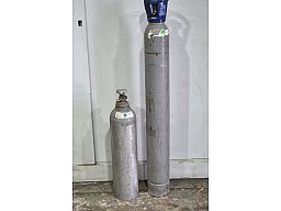 Aus Nachlass 1 x 20 kg + 1 x 6 kg CO2 Eigentum Flaschen