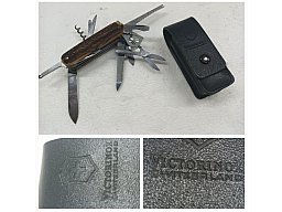 >!< ******** Victorinox - SWITZERLAND ***** Multitool ******** >!<