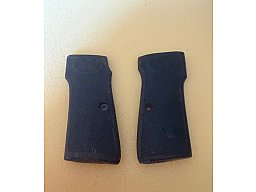 Walther Modell 4 Griffschalen.