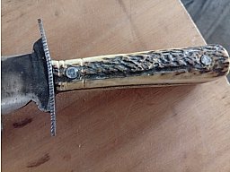 Jagdmesser / Trappermesser mit Lederscheide