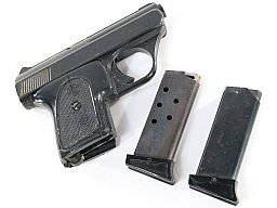 ME 8 Detective Schreckschusspistole 8mm PTB 100/2 mit 2 Magazinen