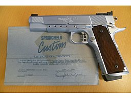 Pistole Springfield Custom M 1911 A1 .45 Auto Distinguished Model