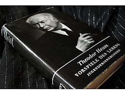 VORSPIELE DES LEBENS - Jugenderinnerungen Theodor Heuss