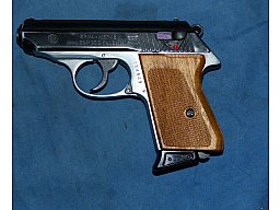 Erma EGP 75 cal. 8mm Bicolor mit Holzgriffen PTB 69/4 ohne Laufschwächung