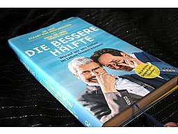 DIE BESERE HÄLFTE - Worauf wir uns mitten im Leben freuen können Dr. med. Eckart von Hirschhausen