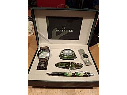 FT Army Style Set.Uhr,Messer,Stirnlampe,Kompass,Kugelschreiber