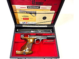 Matchpistole - Unique Mod. DES-69 "Standard U.I.T." im Koffer | .22lr