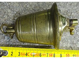 Schwere alte Schiffsglocke als Feuerzeug