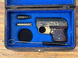 Röhm RG3 mit Abschussbecher in passender Holzkiste