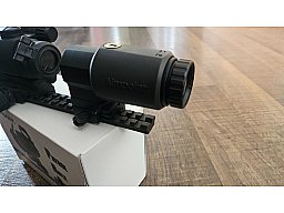 Aimpoint Magnifier 3x inkl. Flip-Mount