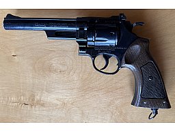 CO2-Revolver Modell Daisy Power Line 44 im Kaliber 4,5 mm (.177) Diabolo, defekt
